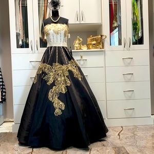 MacDuggal ball Gown sold out